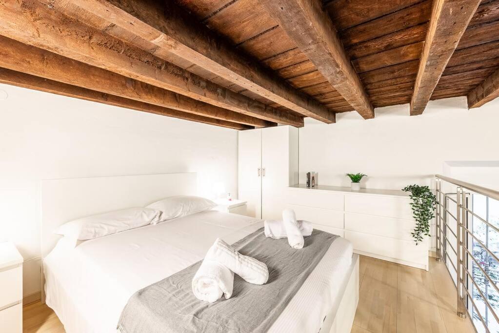 Verdi'S Nest - Loft With Wifi And Netflix Milano Esterno foto